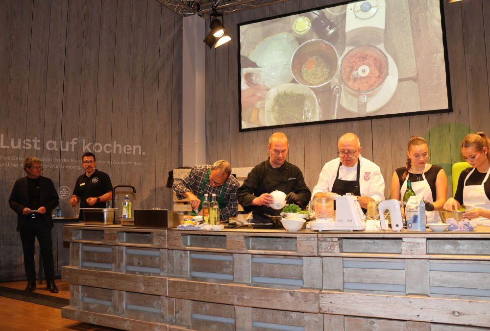 AOK Kochshow mit HWS, Prinz Carl, Johannes Volk und Bürgermeister Roland Burger