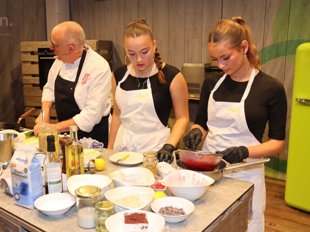 AOK Kochshow mit HWS, Prinz Carl, Johannes Volk und Bürgermeister Roland Burger