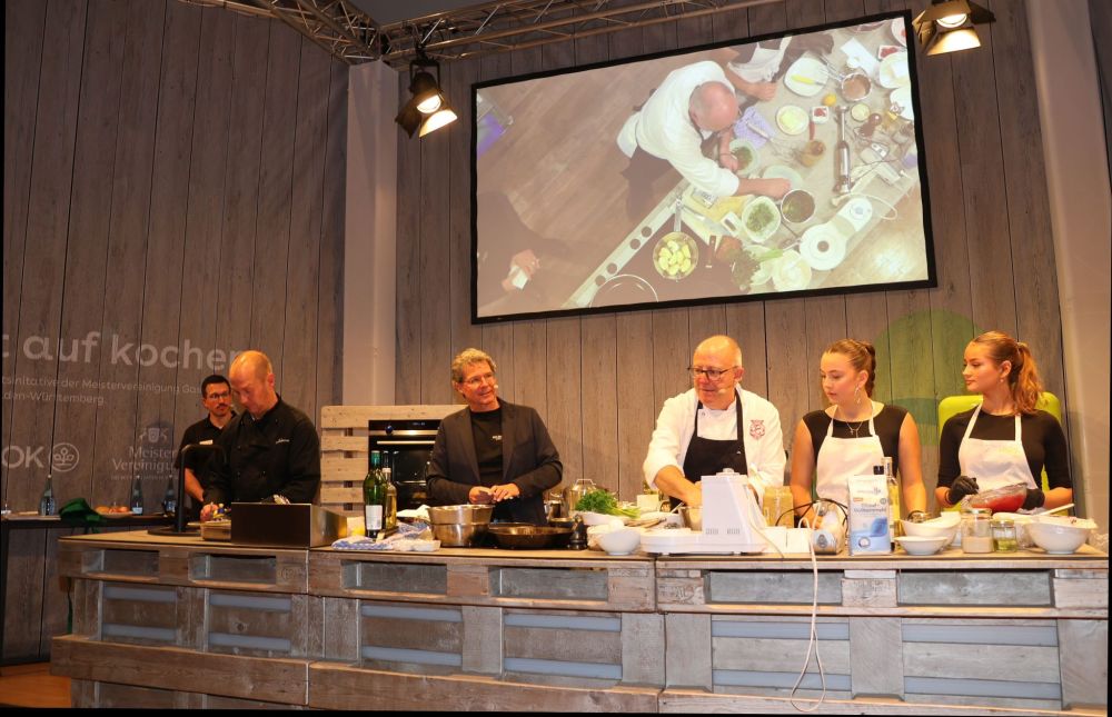 AOK Kochshow mit HWS, Prinz Carl, Johannes Volk und Bürgermeister Roland Burger