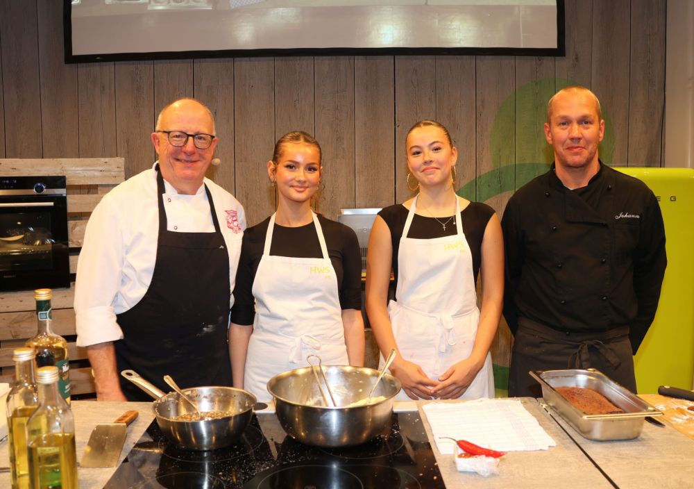 AOK Kochshow mit HWS, Prinz Carl, Johannes Volk und Bürgermeister Roland Burger